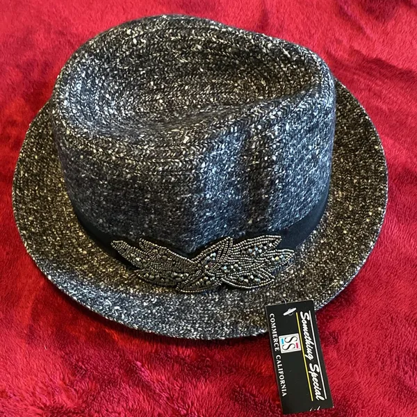SOMETHING SPECIAL Fedora Gray Fall Boho Embellished Band Bucket Hat - Image 9