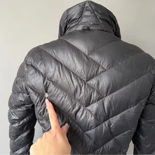 Patagonia Black Down Jacket Women’s Small Lightweight Puffer - Image 5