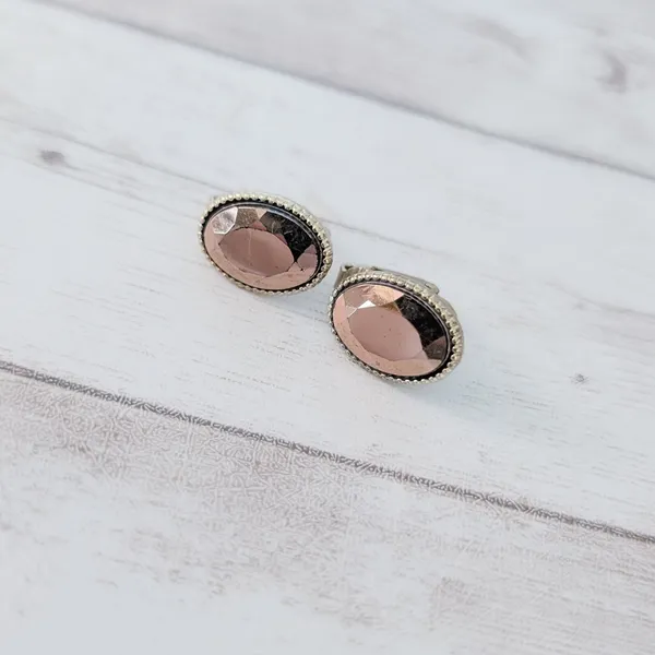Vintage Clip On Earrings Oval Shape 5/8" Metallic - Fair Condition - Image 3