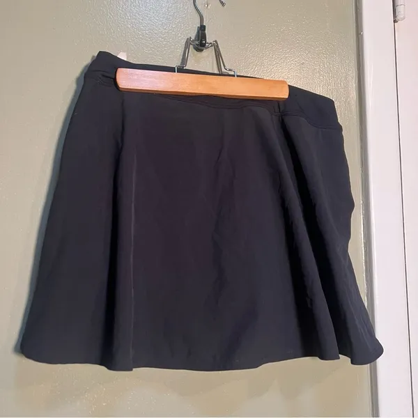 Under Armour Women's Size Medium Links Skort Black A-Line Pockets‎ Shorts Golf - Image 6