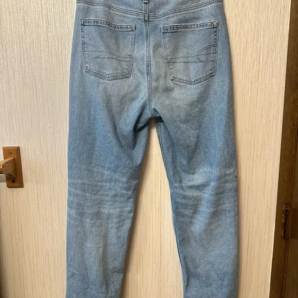 American Age American Eagle AE Stretch Mom Straight Jean Blue Medium Wash‎ Womens Size 8 - Image 6