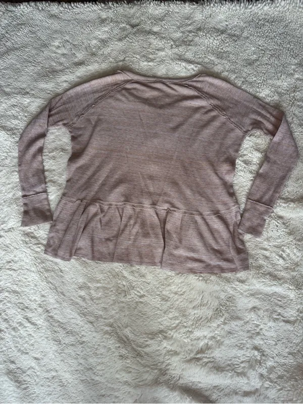We The Free Mauve Ruffle Henley Top Size M - Image 2