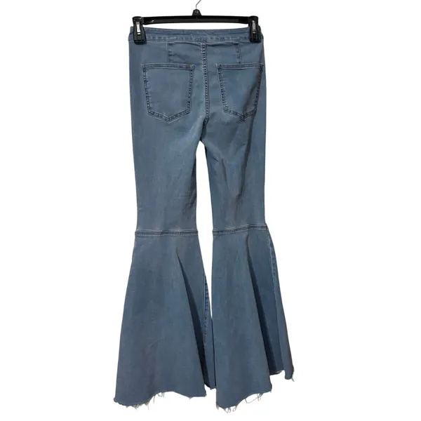 We The Free FP Blue Denim High Rise Float On Flare Jeans Size 27 - Image 5