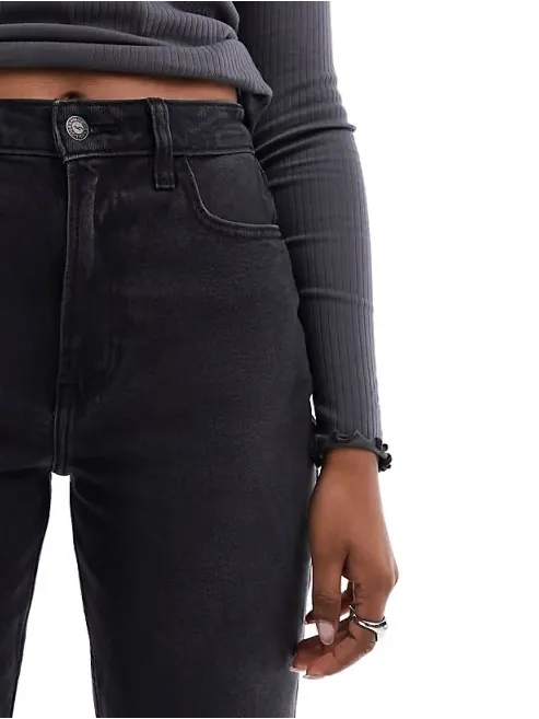 Hollister Ultra High-Rise 90s Straight Jeans In Washed Black - Image 3