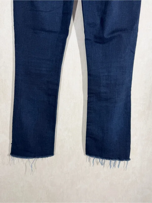 Mother Women’s The Insider Crop Step Fray Jeans in Night Tripper 25 - Image 7