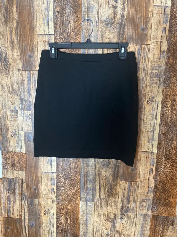 Forever 21 short black skirt size large - Image 5
