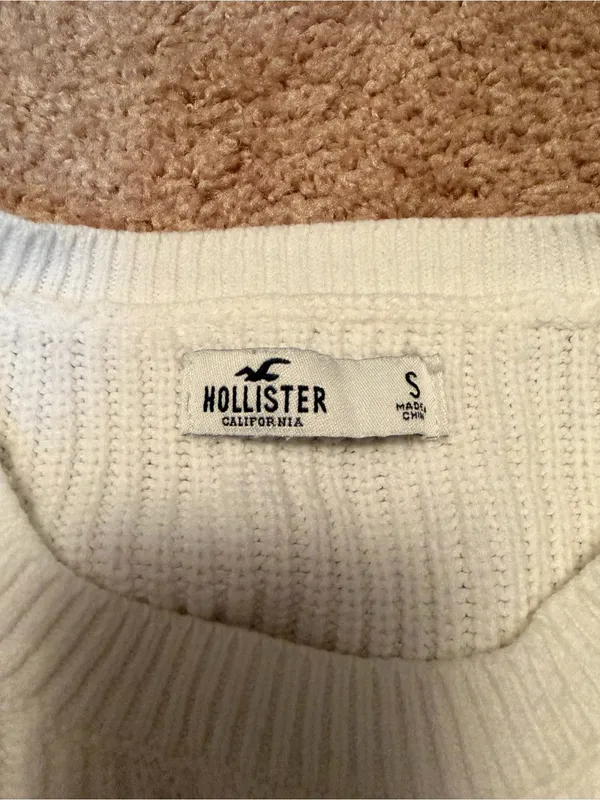 Hollister White Cropped Ribbed Sweater - Image 3