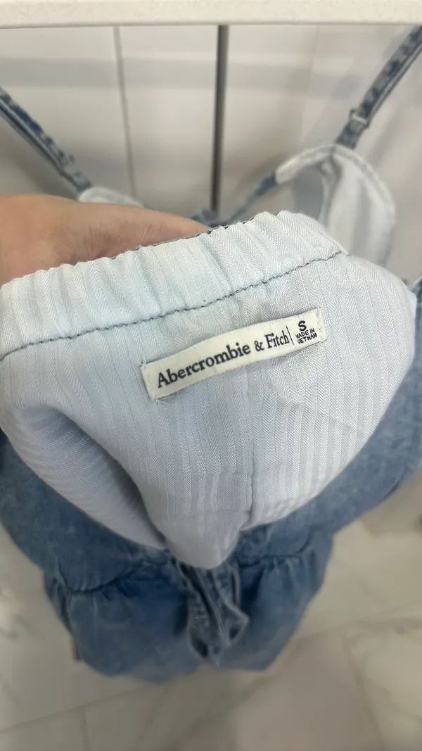 Abercrombie Bra Free Tie Front Chambray Skort - Image 8