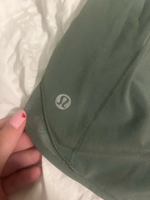 Lululemon Hotty Hot Shorts 4" - Image 4