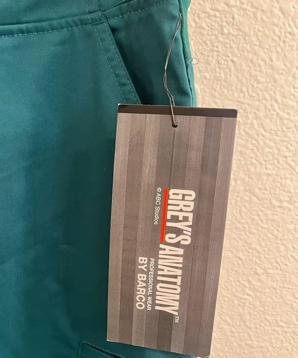 NWT Grey’s Anatomy By Barco Tie Front Cargo Pants Hunter Green Small - Image 3