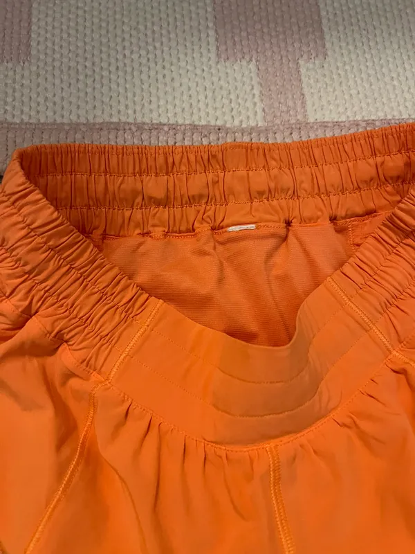 Lululemon Hotty Hot Low-Rise Short 2.5" *Lined orange soda - Image 4