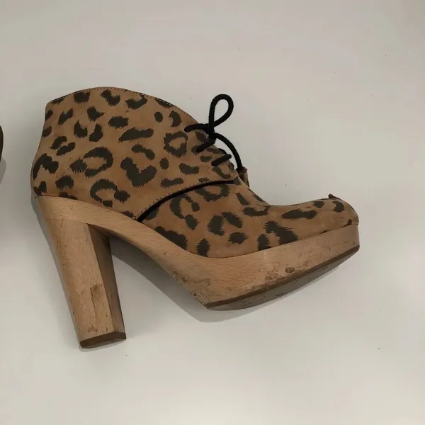 Rebecca Taylor Leone Leopard Print Heeled Booties‎ - Image 6