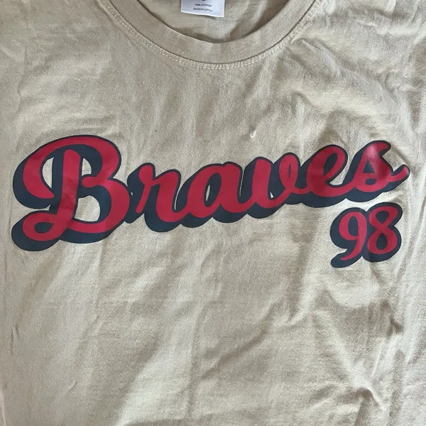 Morgan Wallen 98’ Braves Off White T Shirt Size Large EUC Two Sided - Image 4