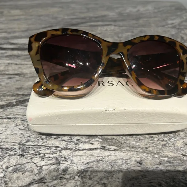 Versace Leopard Print Sunglasses - Image 4