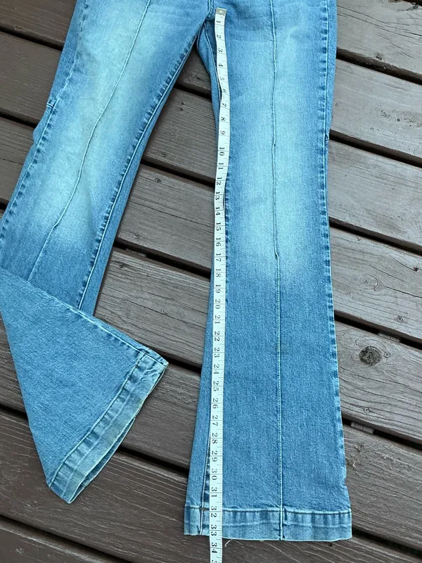 REVICE Modern Seamed Flare Jeans 🔥 - Image 14
