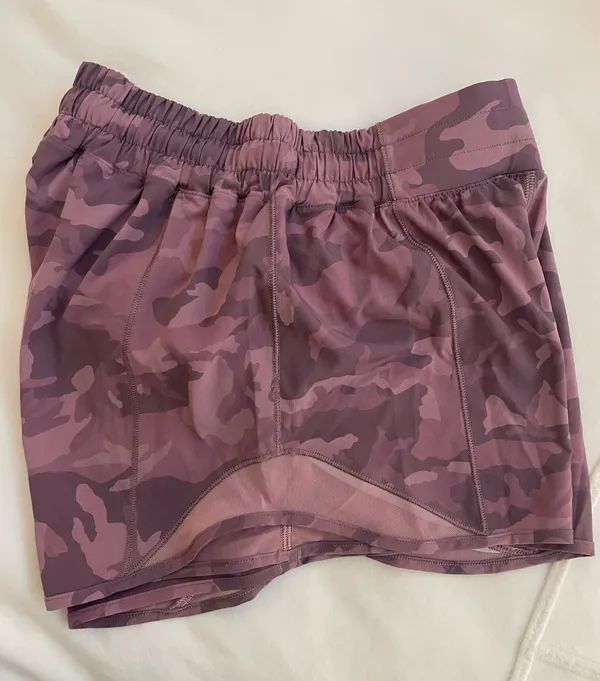 Lululemon Hotty Hot Shorts Pink - Image 6