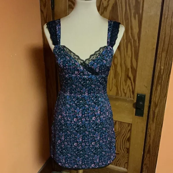 More to come Irene floral lace trimmed mini dress - Image 6