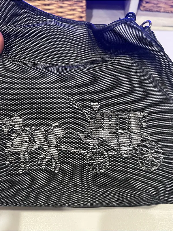 Coach canvas shoulder bag silver horse and carriage embroidered front - Image 8