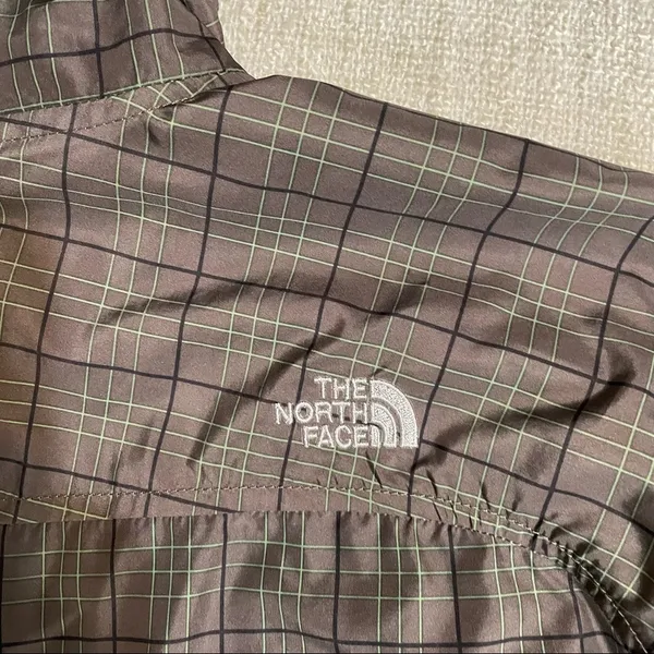 The North Face Women’s Windbreaker - Image 8