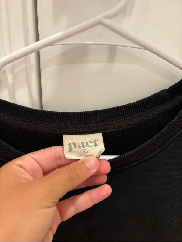 Pact Organic Cotton Black Crew Size Meidum - Image 3