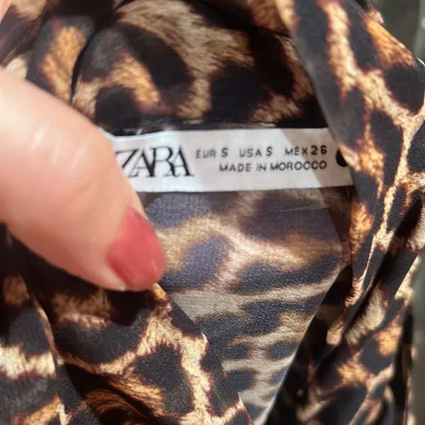 Zara long sleeve cheeta print dress - Image 9