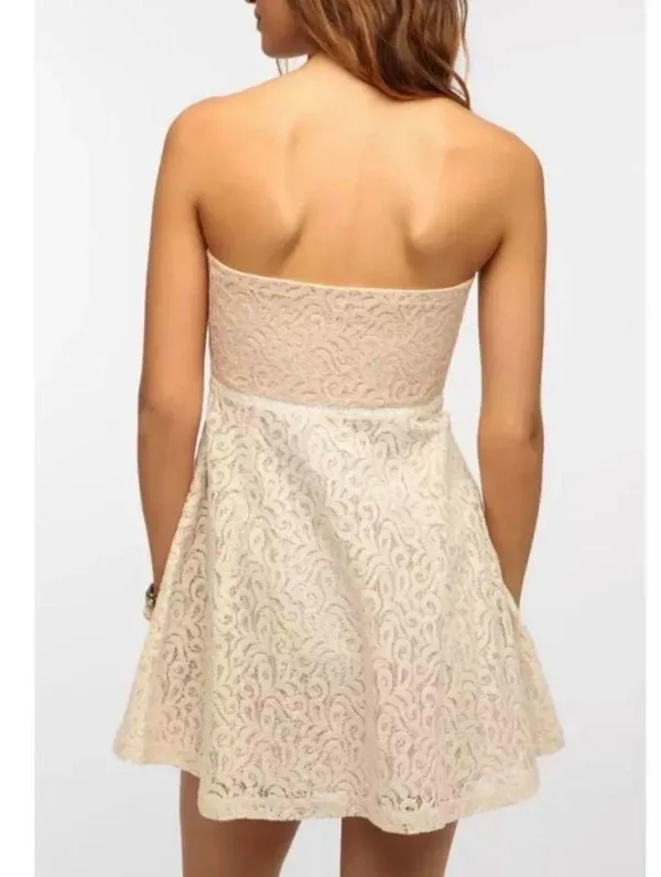 Anthropologie Dainty Strapless Lace Mini Dress Kimchi Blue - Image 2