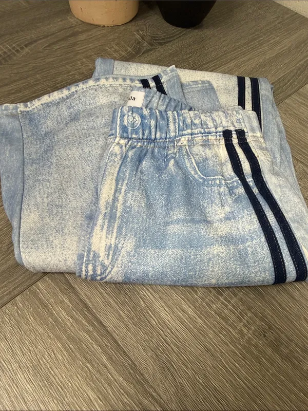 Mila Rosabela Two-Stripe Sweatpant Jeans - Image 3