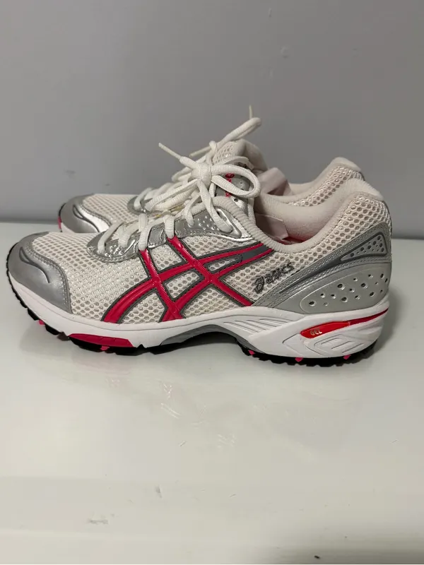 Asics White, Silver & Red Women's Running Shoes - Image 7
