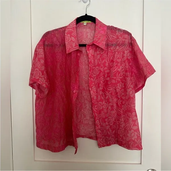 Revolve Boxy Top | Tell Your Friends - Image 7