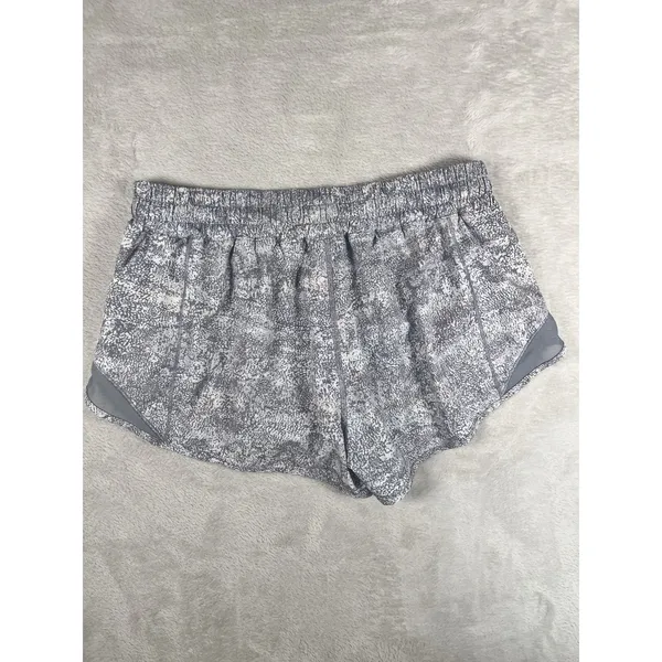 Lululemon Hotty Hot Short II 4" LR 10 Frozen Vista Alpine White Arctic Grey - Image 8