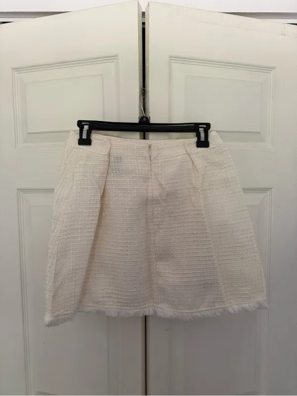 SHEIN White Tweed Skirt Set Frayed Hem Button Detail Preppy Girly Set Medium - Image 9