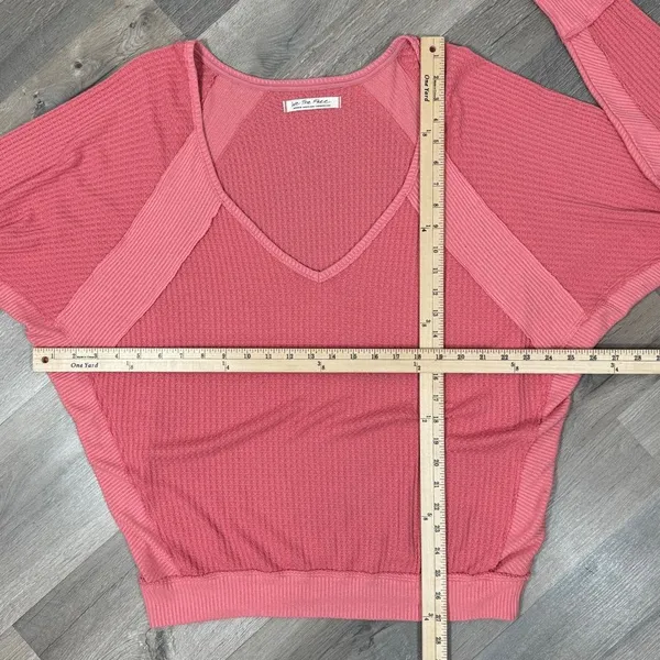 Free People Santa Clara Thermal‎ Oversized Shirt Coral Pink Orange Medium - Image 13