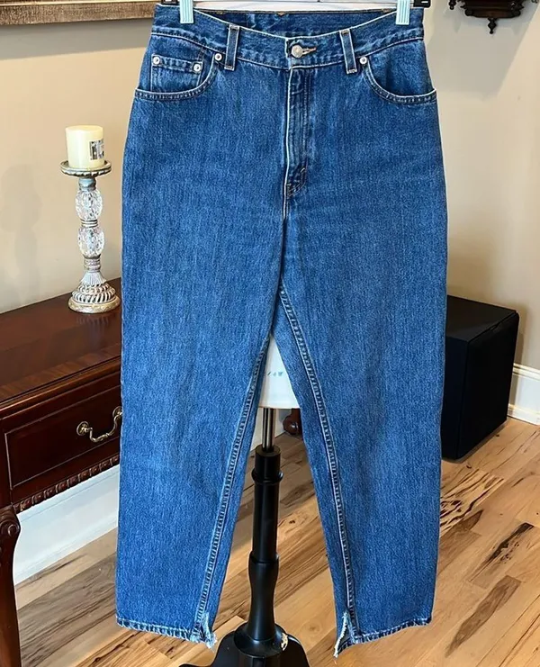 Levis 550 Relaxed Fit Tapered Leg Womens 10 Red Tab - Image 3