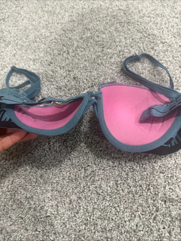 Pink Victoria'S Secret Bra - Image 4