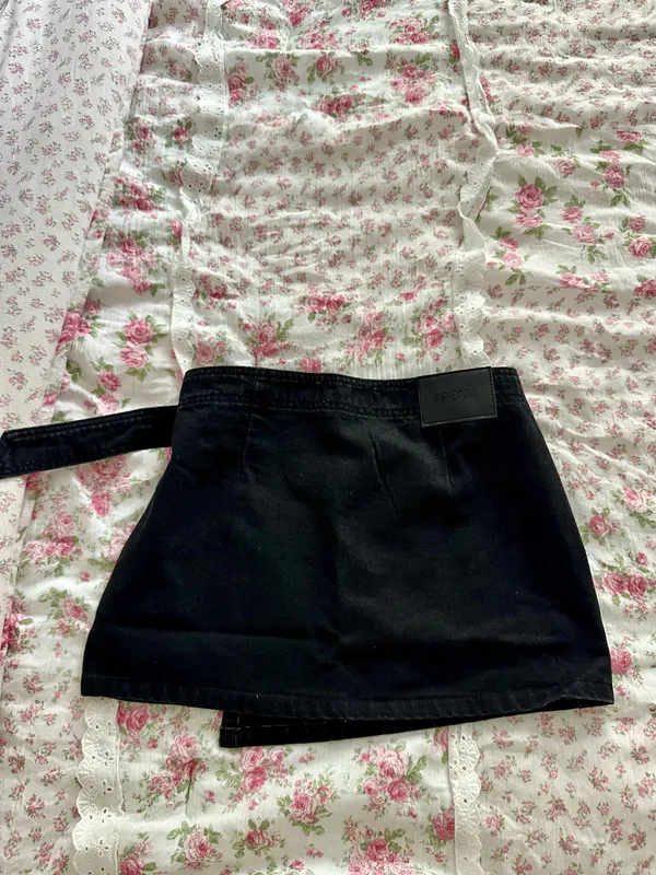 Princess Polly Mini Wrap Skirt Black 4 - Image 5