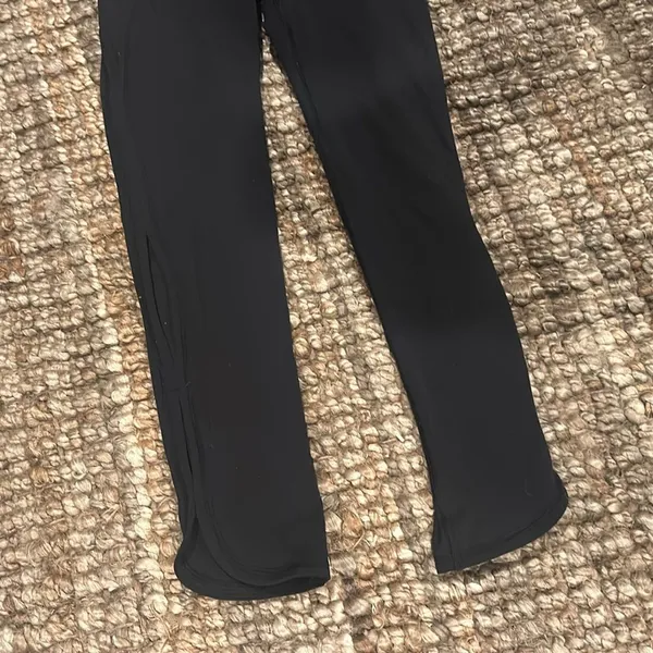 Free People Women's Black Cut-Out Athletic Leggings‎ Size XS - Image 2