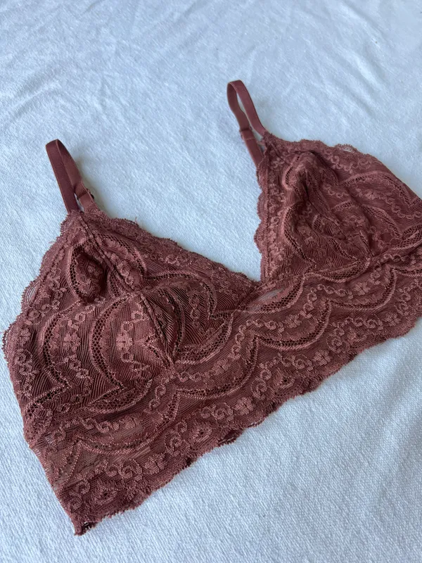 Express Lace Bralette - Size M - Image 3