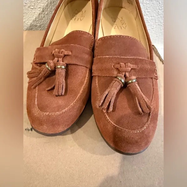 Naturalizer Women's Brown Suede Loafers Size 8‎ - Image 2