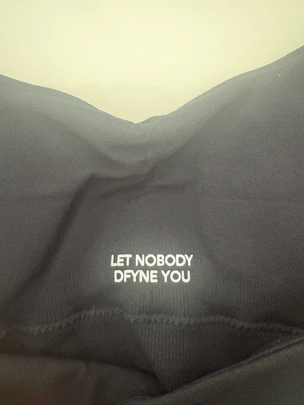 DFYNE set black medium shorts and top new without tags - Image 3
