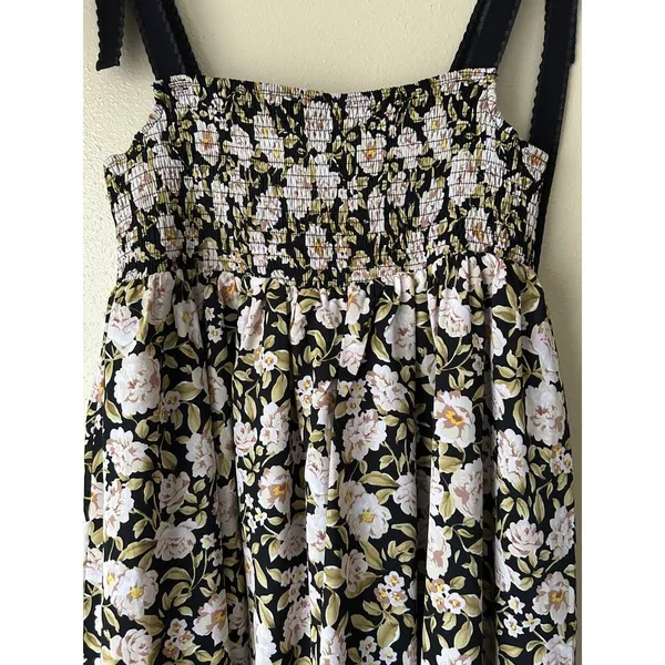En Saison Black and White Ditsy Floral Dress Size Medium - Image 5