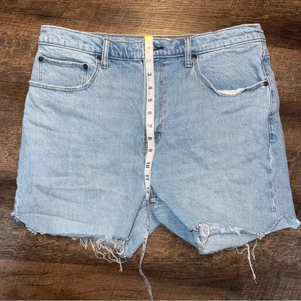 Abercrombie & Fitch The 90’s Relaxed Jean High Rise Jean Shorts Size 32/14/XL - Image 6