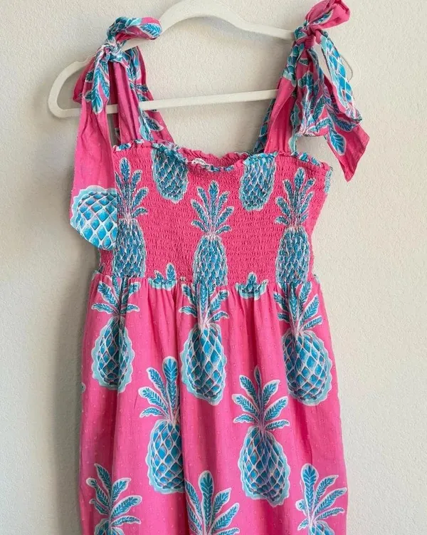 Crown & Ivy Women’s Dress M Pink Blue Pineapple Swiss Dot Smocked Maxi Beach - Image 3