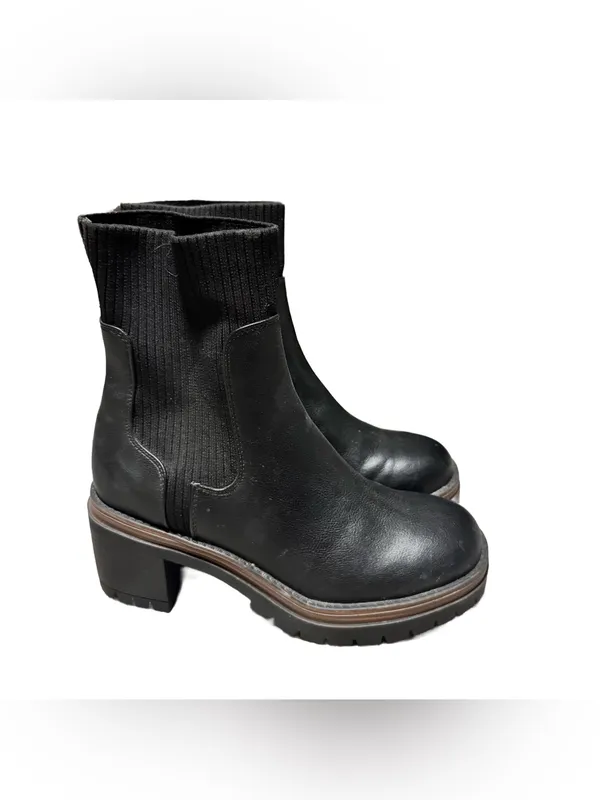 Mia Gretta Lug Ankle Boot Women's 9 Black Leather Heeled Pull On Chelsea NWT - Image 2