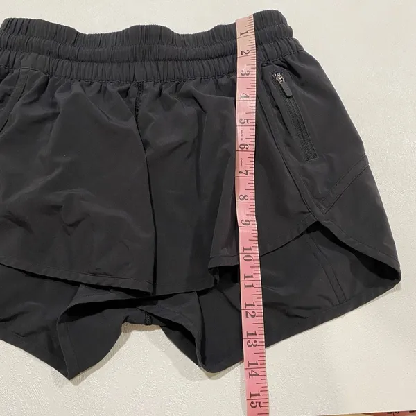 Lululemon Size 8 Black Running Shorts Zip Pockets Athletic Workout - Image 6