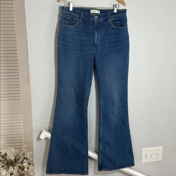 Abercrombie & Fitch Blue Vintage Flare High Rise Jeans Size 31 / 12 Y2K Classic - Image 4