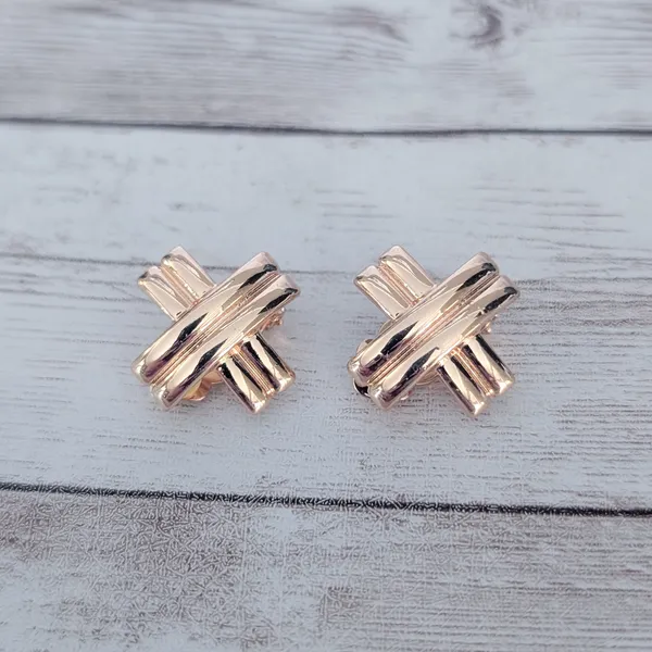 Vintage Clip On Earrings Warm Gold Tone Crossover Statement Large - Image 2
