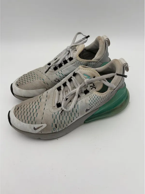 Nike Air Max 270 Platinum Aurora Woman’s Size 7 White and Green Sneakers (Read) - Image 4