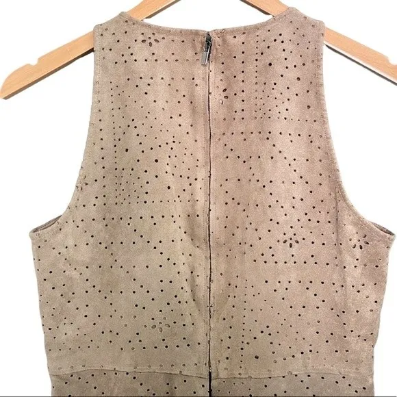 BCBGMAXAZRIA Caralyn Top Size Small Faux Suede Perforated Peplum Y2K Beige - Image 7