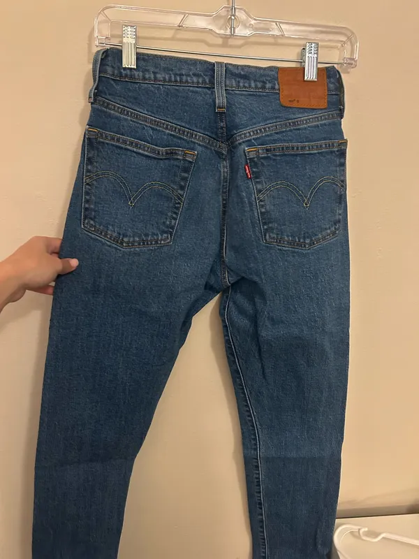 Levi’s 501 Jeans Button Fly Straight Leg High-Waisted - Image 2