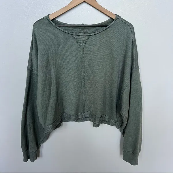 Aerie Beach Party Olive Green Cropped Crewneck Sweatshirt Size XL - Image 2